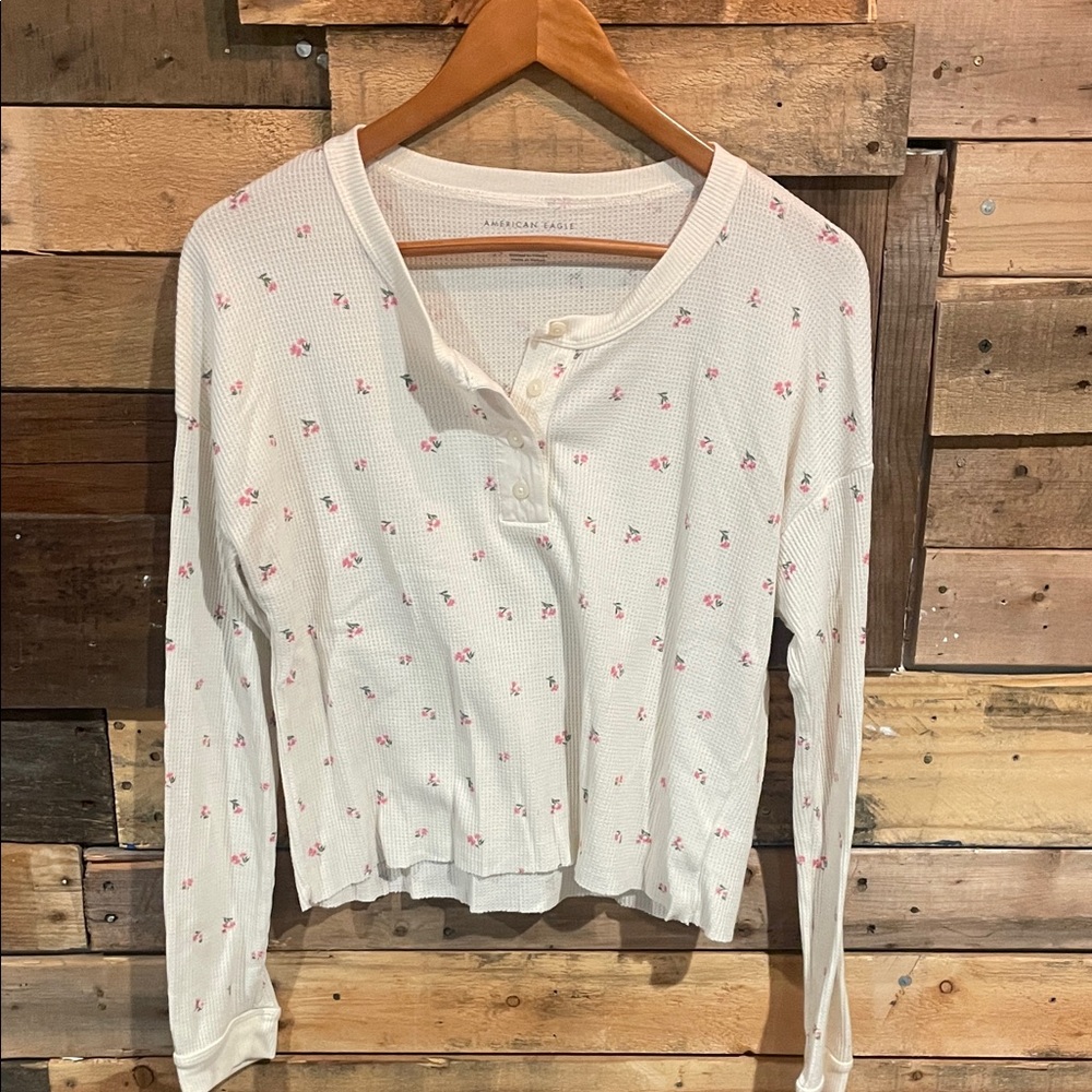 American Eagle Outfitters Cream Floral Top